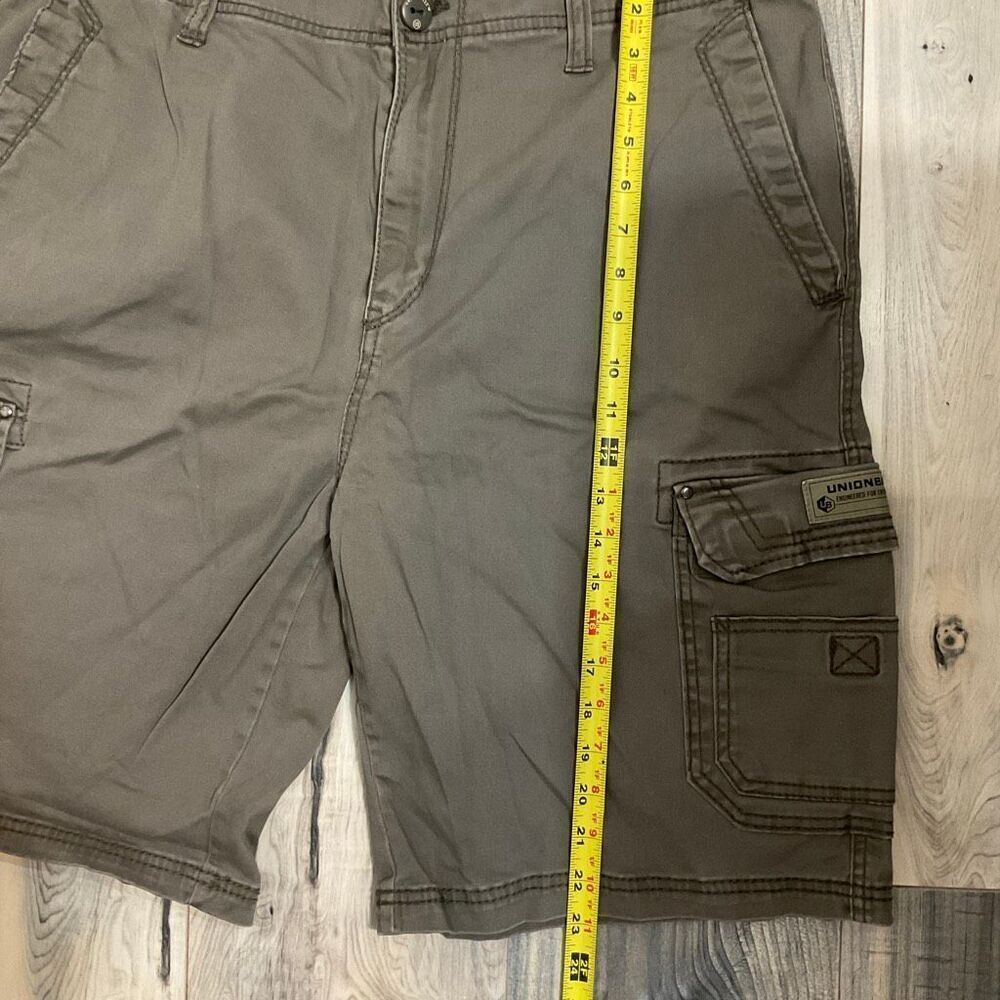 Unionbay men’s cargo shorts classic style size 40 - Picture 2 of 5